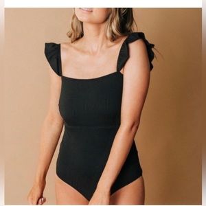 Albion Black Ribbed One Piece Swimsuit with Ruffled straps